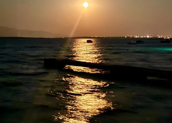 Casa vacanze Summer House Pomalo With Sea View Only 50 Meters To Vir
