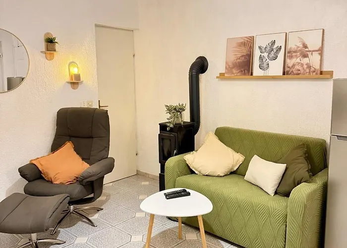 Summer House Pomalo With Sea View Only 50 Meters To Casa vacanze *